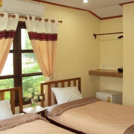 Baanphuthadol Hotel Mae Hong Son Ngoại thất bức ảnh