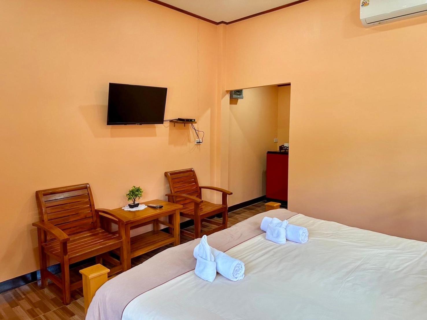 Baanphuthadol Hotel Mae Hong Son Ngoại thất bức ảnh