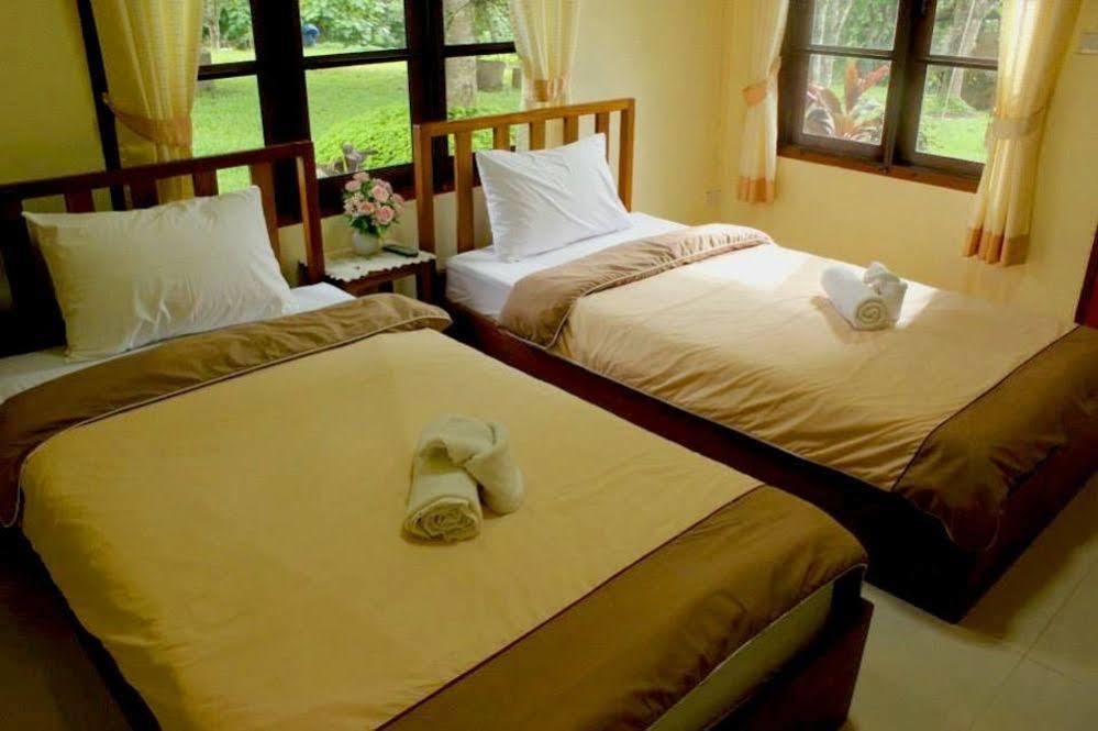 Baanphuthadol Hotel Mae Hong Son Ngoại thất bức ảnh