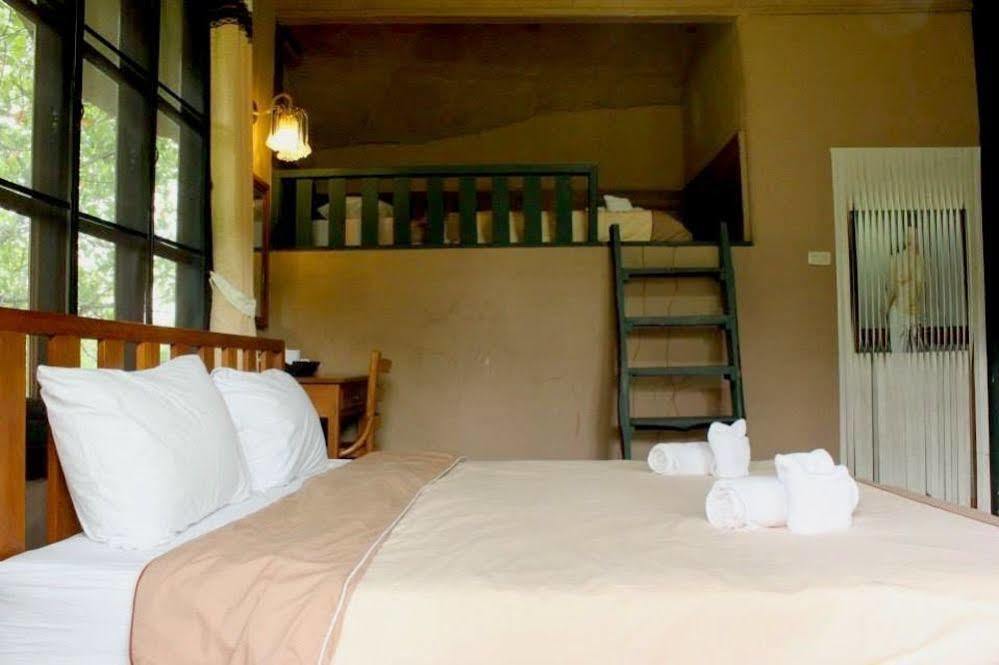 Baanphuthadol Hotel Mae Hong Son Ngoại thất bức ảnh